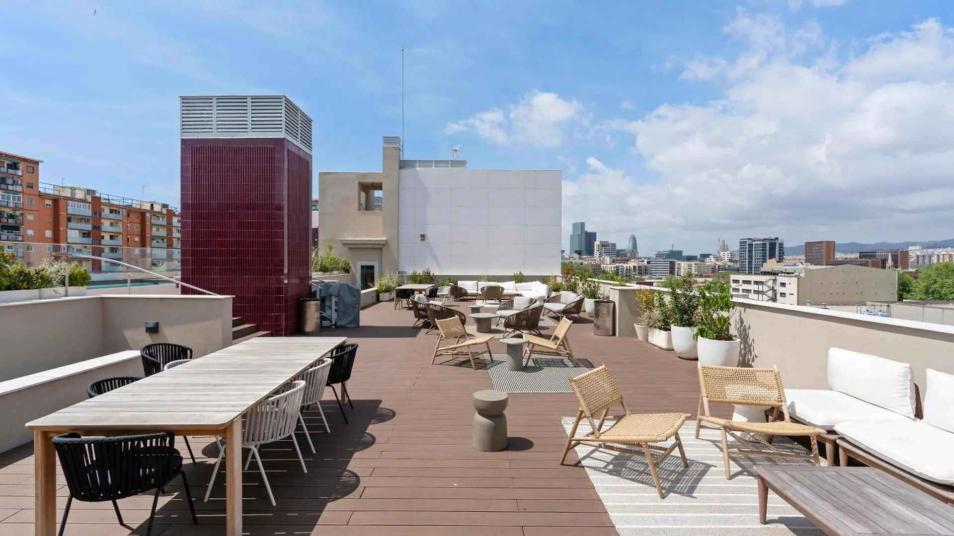 Modern Oasis 1Br With Rooftop Pools & Parking 巴塞罗那